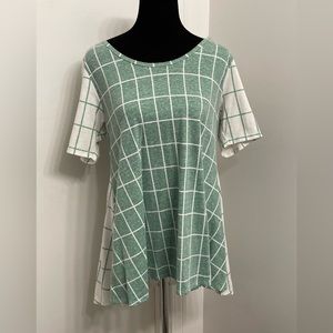 Lularoe hi-low fit-and-flare top